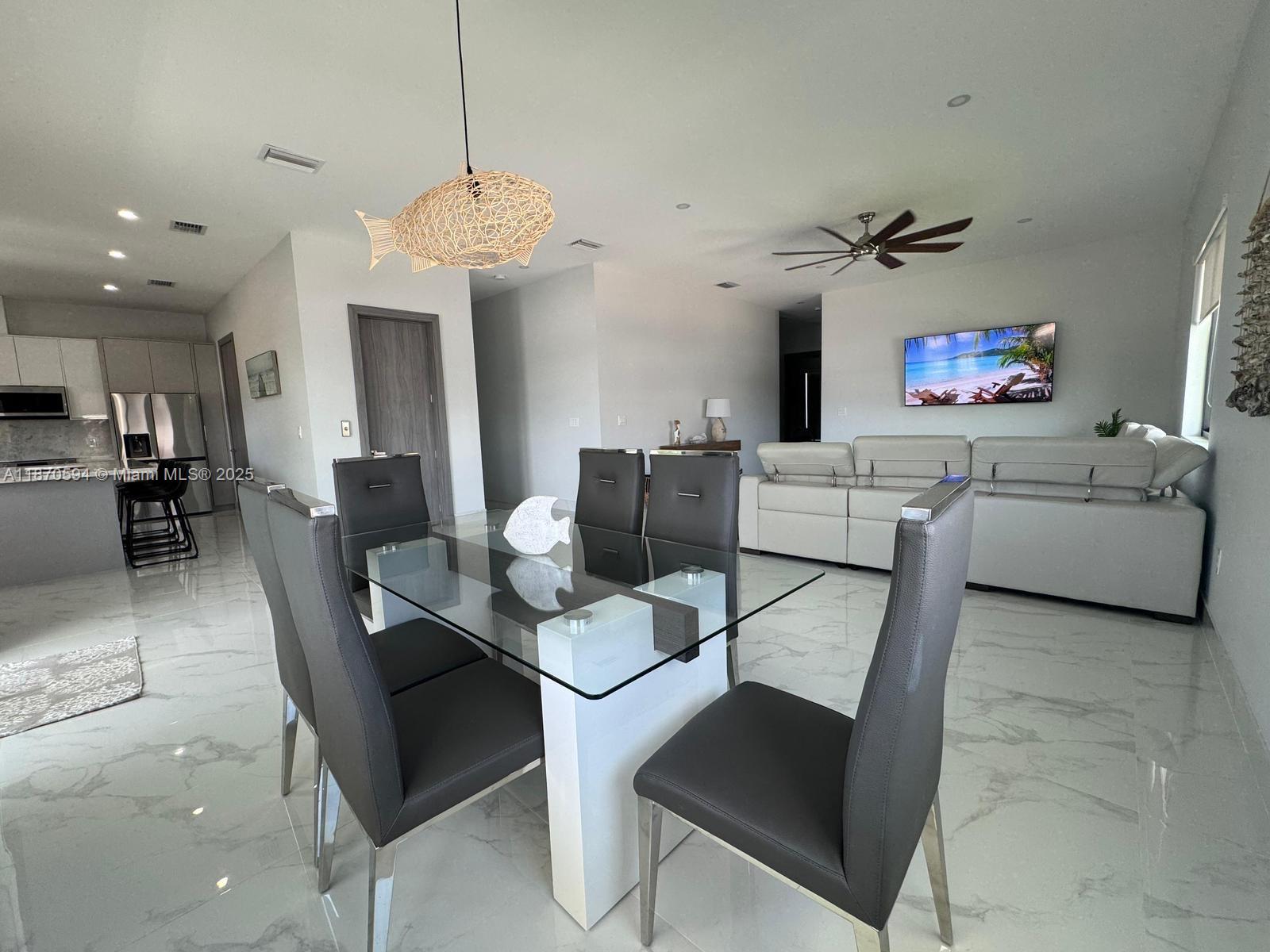 KEY LARGO MOBILE HOMESITE - Residential Lease