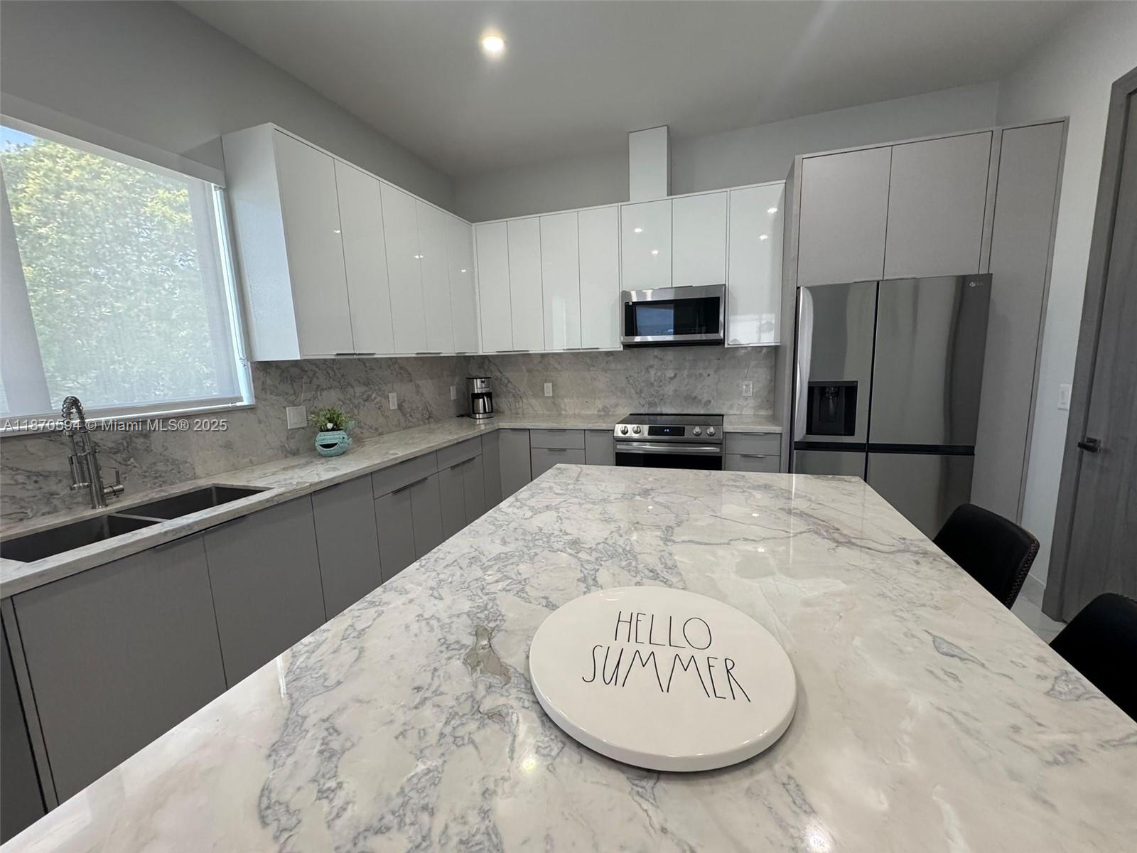 KEY LARGO MOBILE HOMESITE - Residential Lease