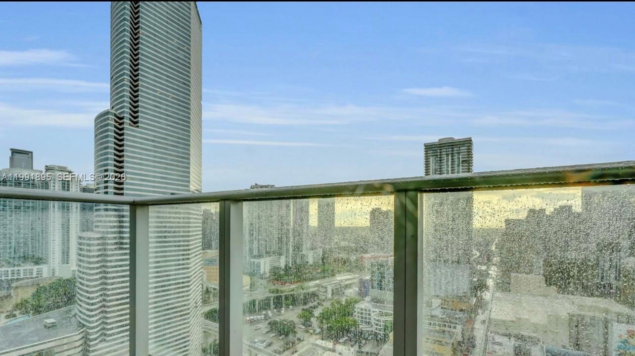 CENTRO CONDO - Residential