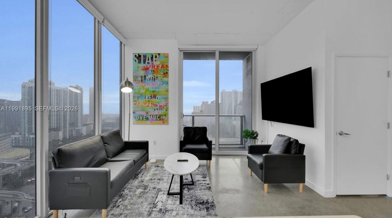 CENTRO CONDO - Residential