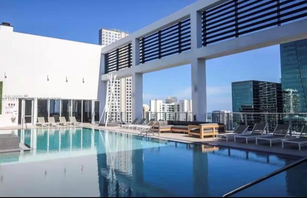 CENTRO CONDO - Residential