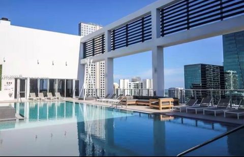 151 SE 1st St 2411 Miami FL 33131