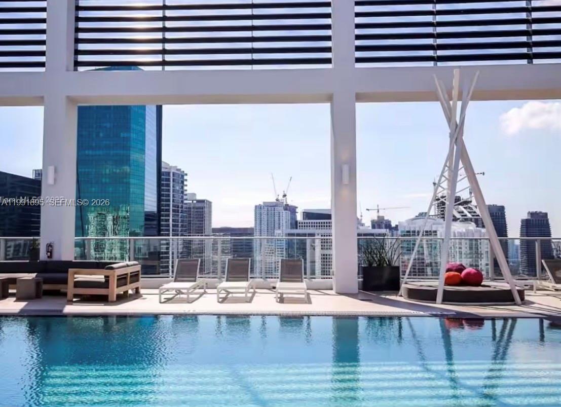 CENTRO CONDO - Residential