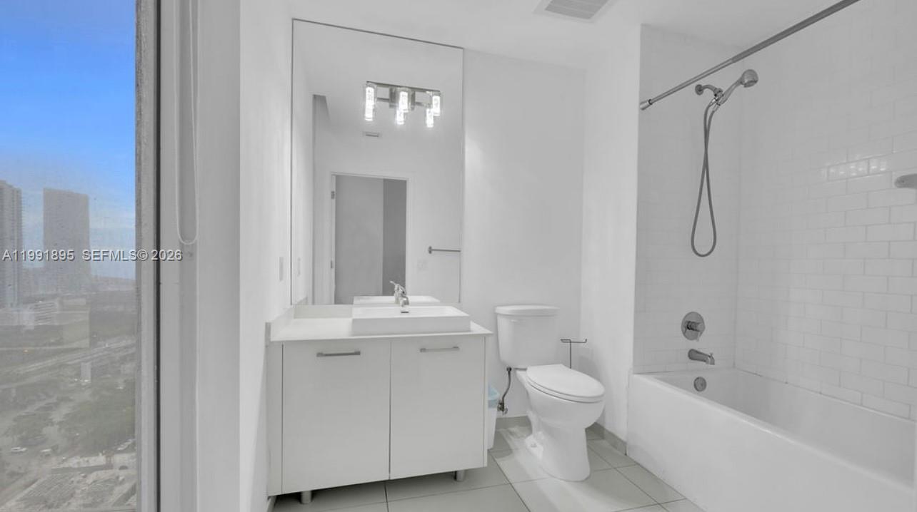 CENTRO CONDO - Residential