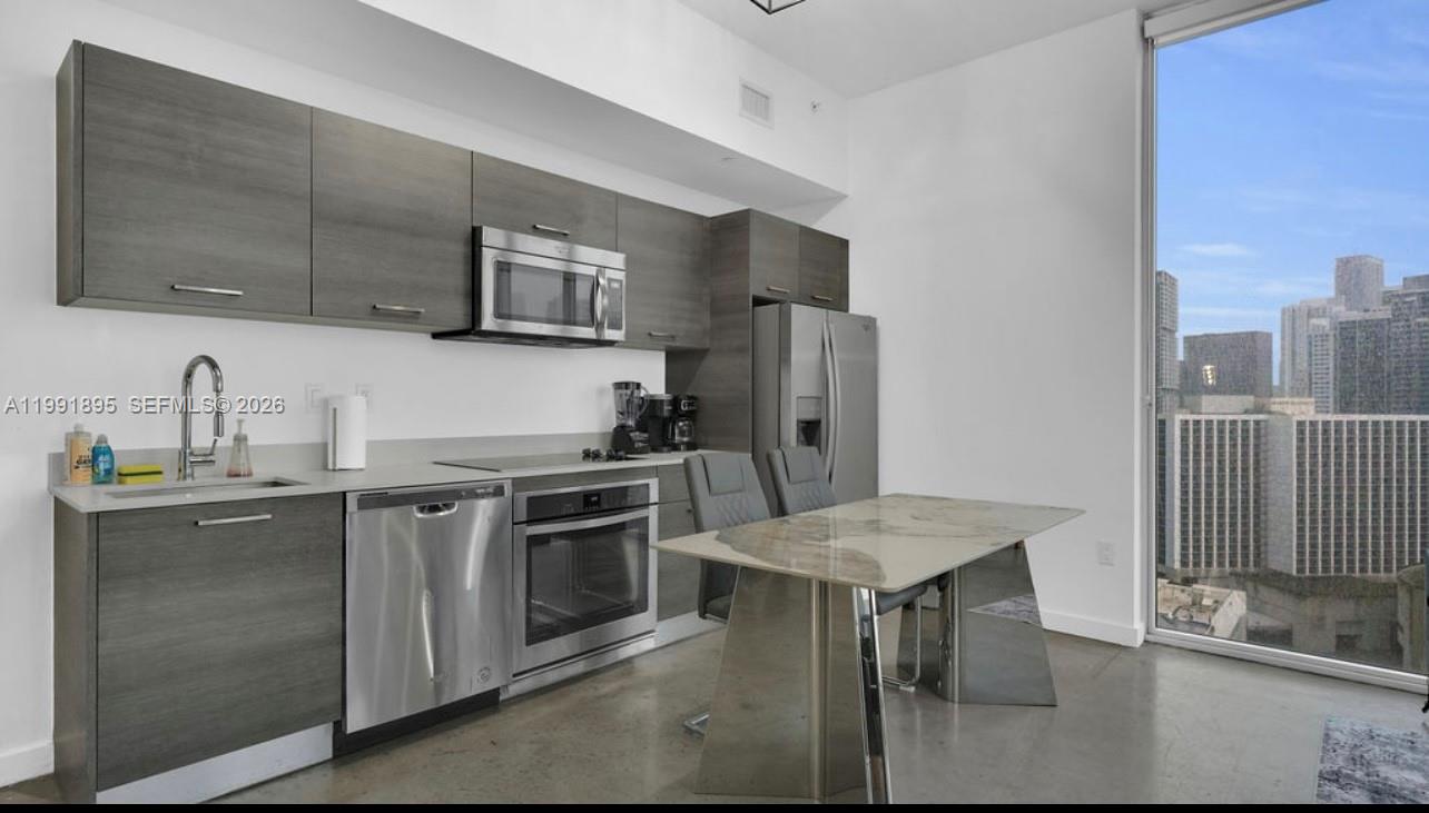 CENTRO CONDO - Residential