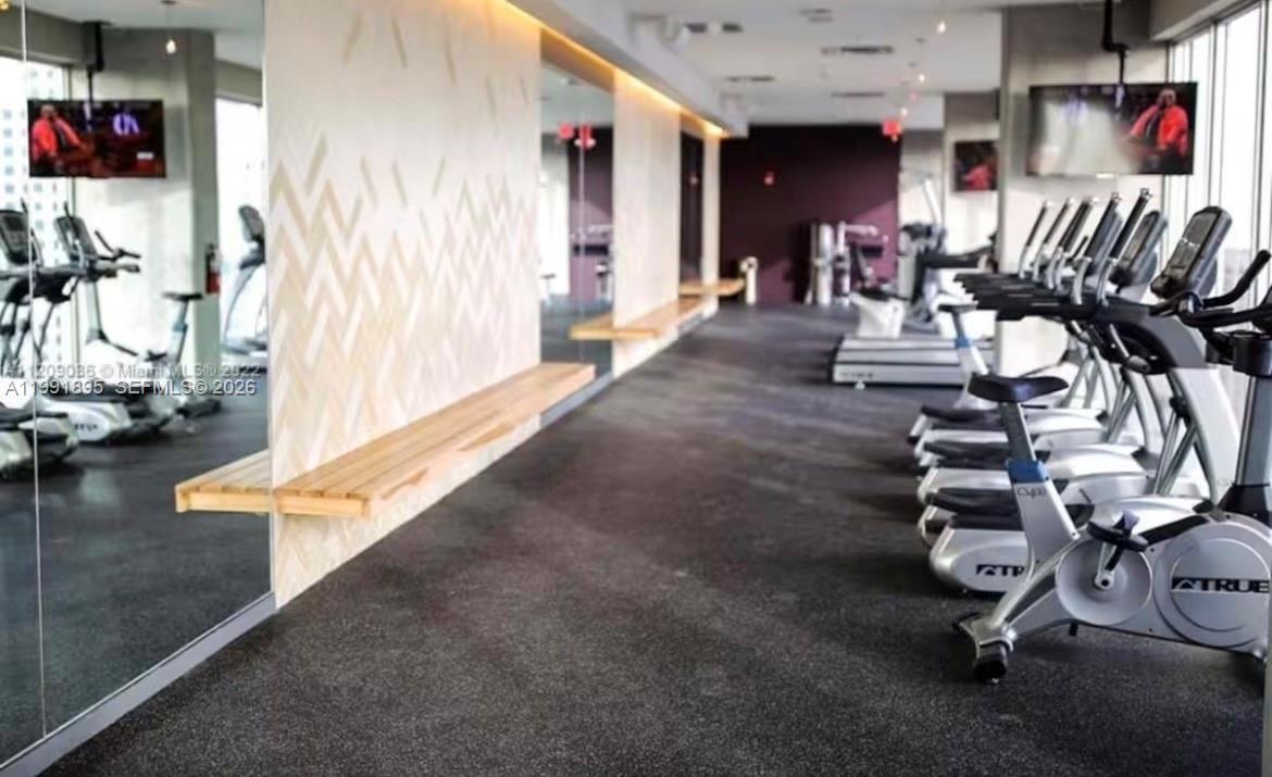 CENTRO CONDO - Residential