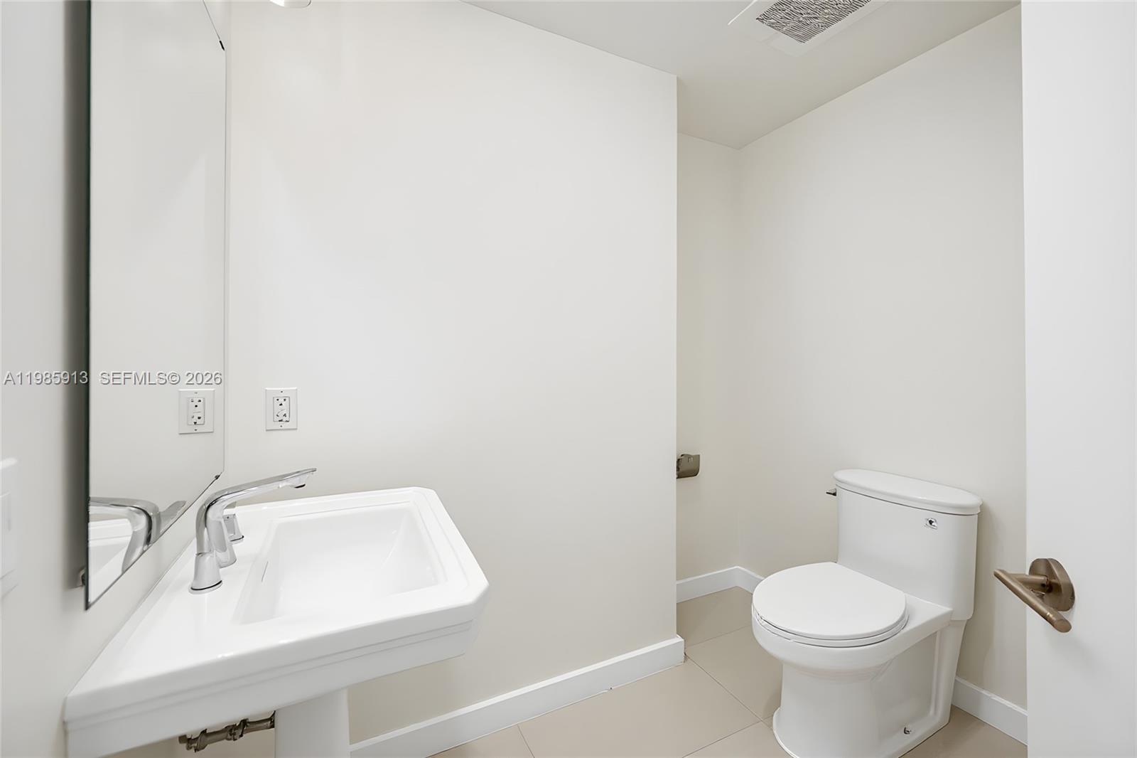 BRICKELL TEN CONDO - Residential Lease