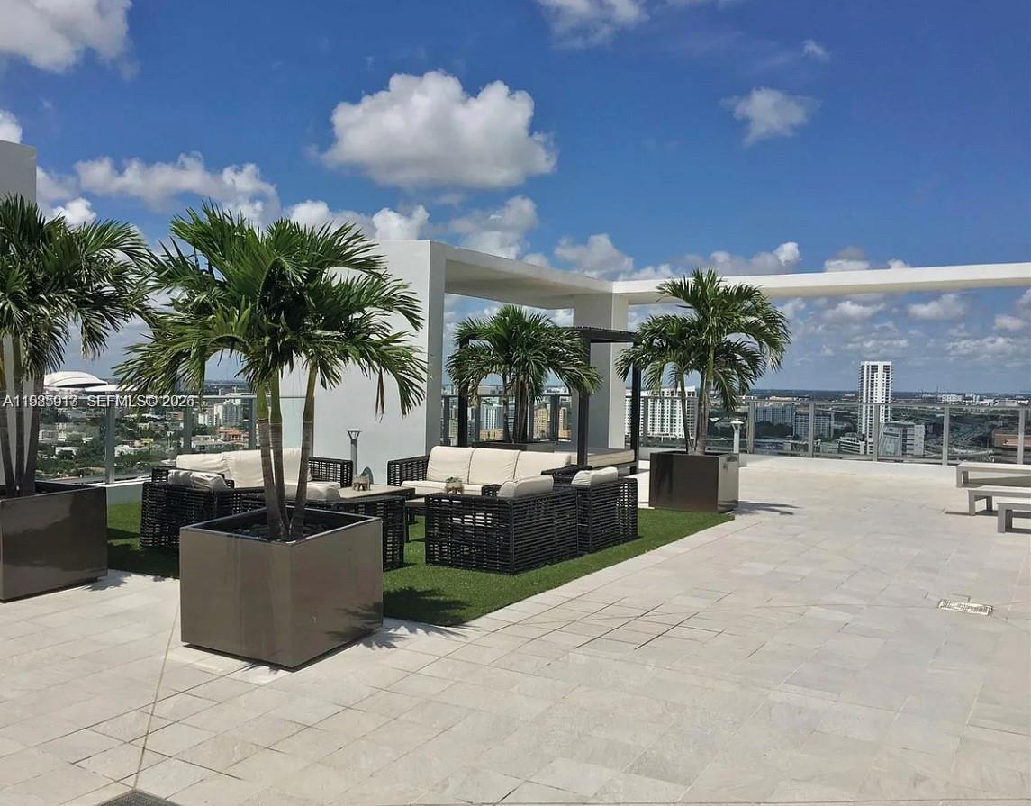 BRICKELL TEN CONDO - Residential Lease
