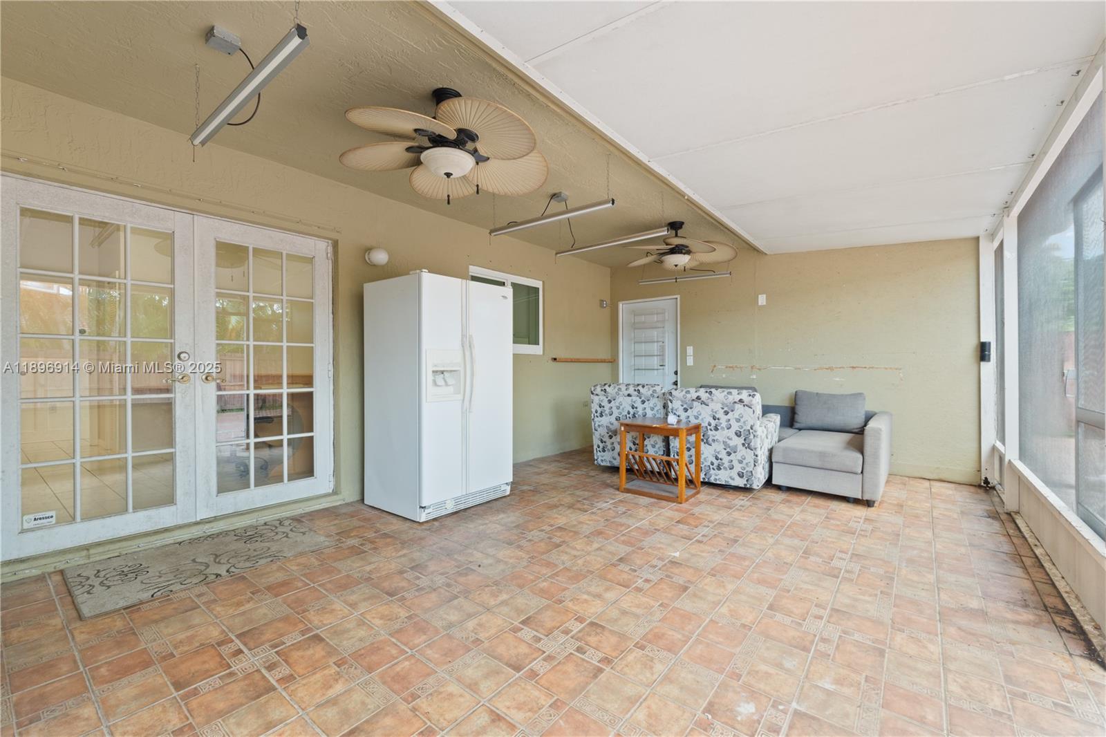 MAJESTIC ESTATES 1ST ADDN - Residential