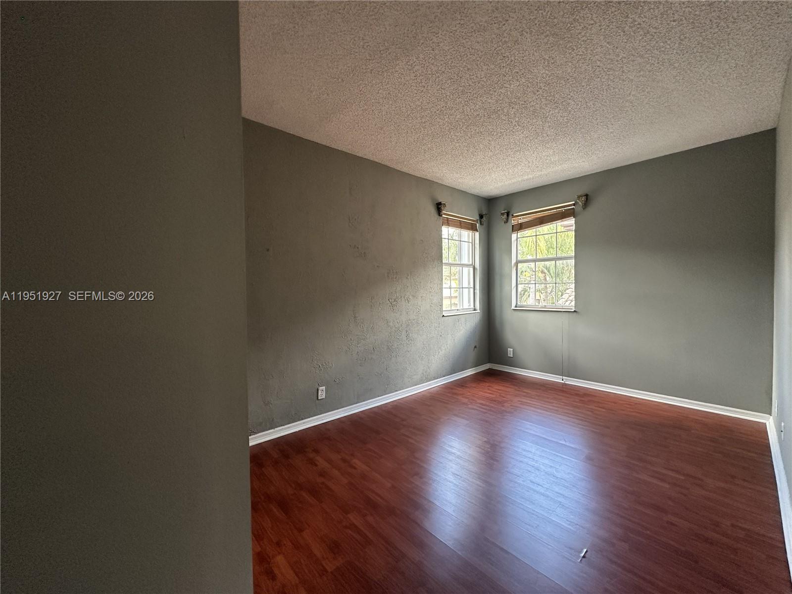 SECTORS 3 & 4 BOUNDARY PL - Residential Lease