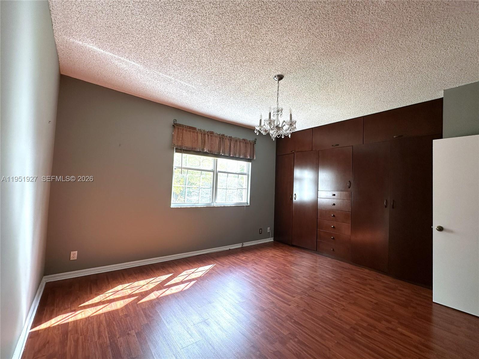 SECTORS 3 & 4 BOUNDARY PL - Residential Lease