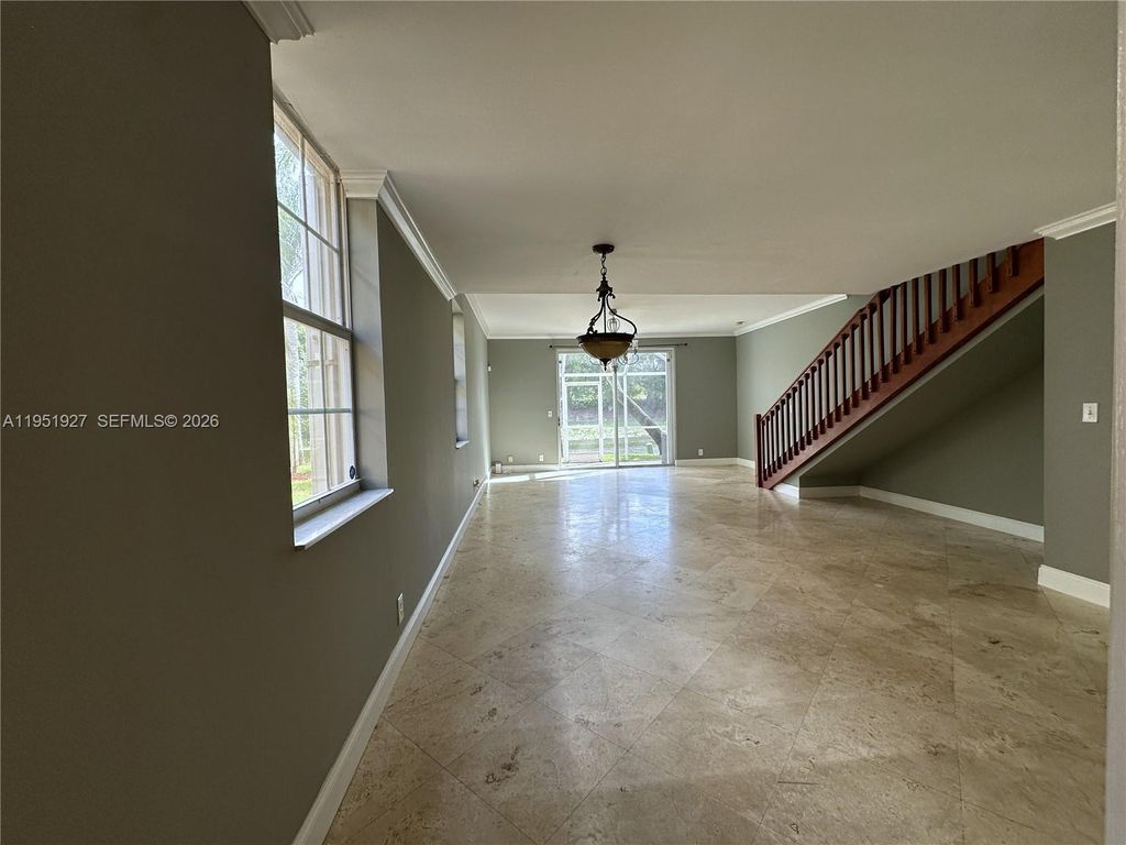 Photo of 1402 Veracruz Ln, Weston, FL 33327 (MLS # A11951927)