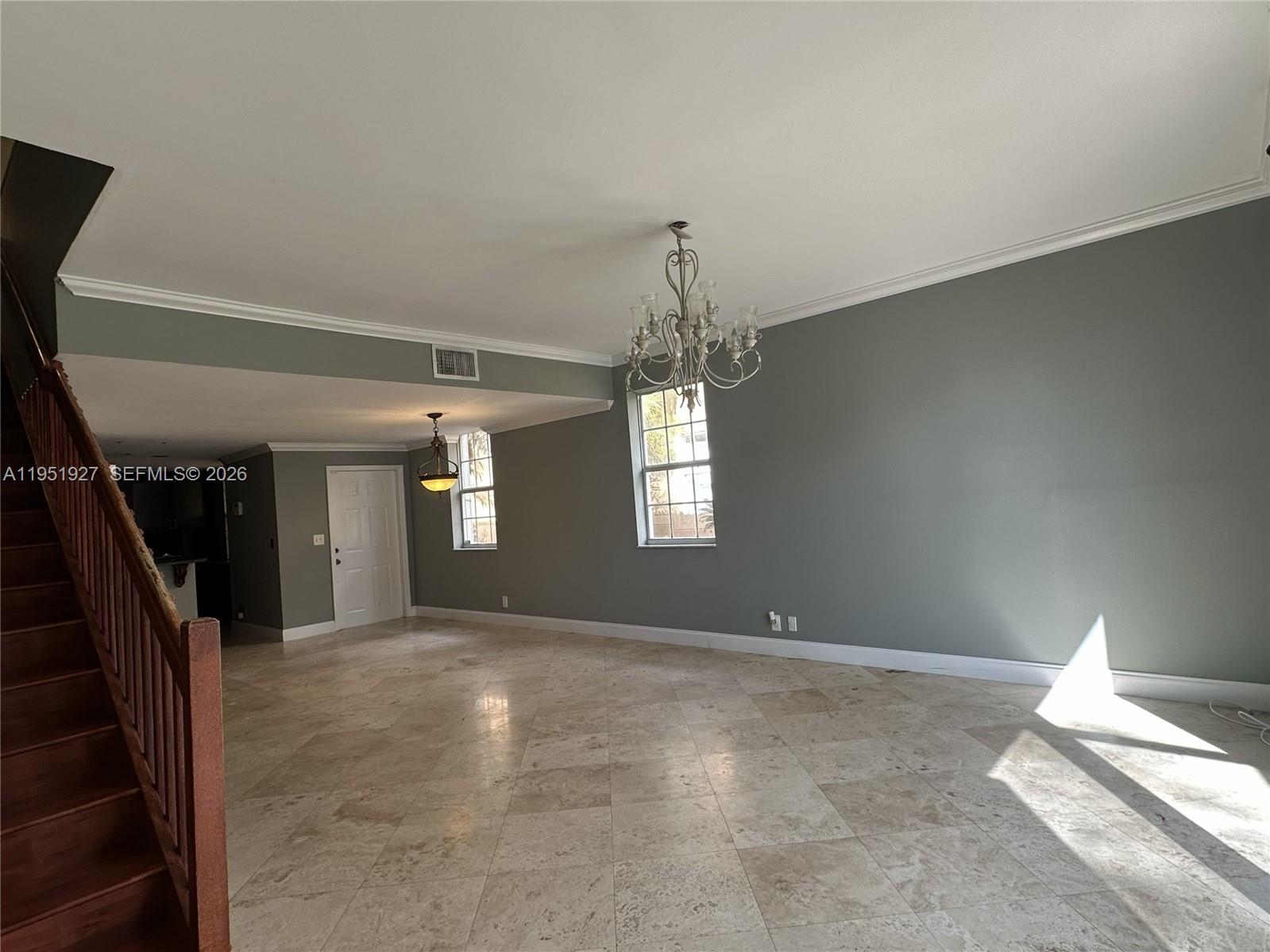 SECTORS 3 & 4 BOUNDARY PL - Residential Lease