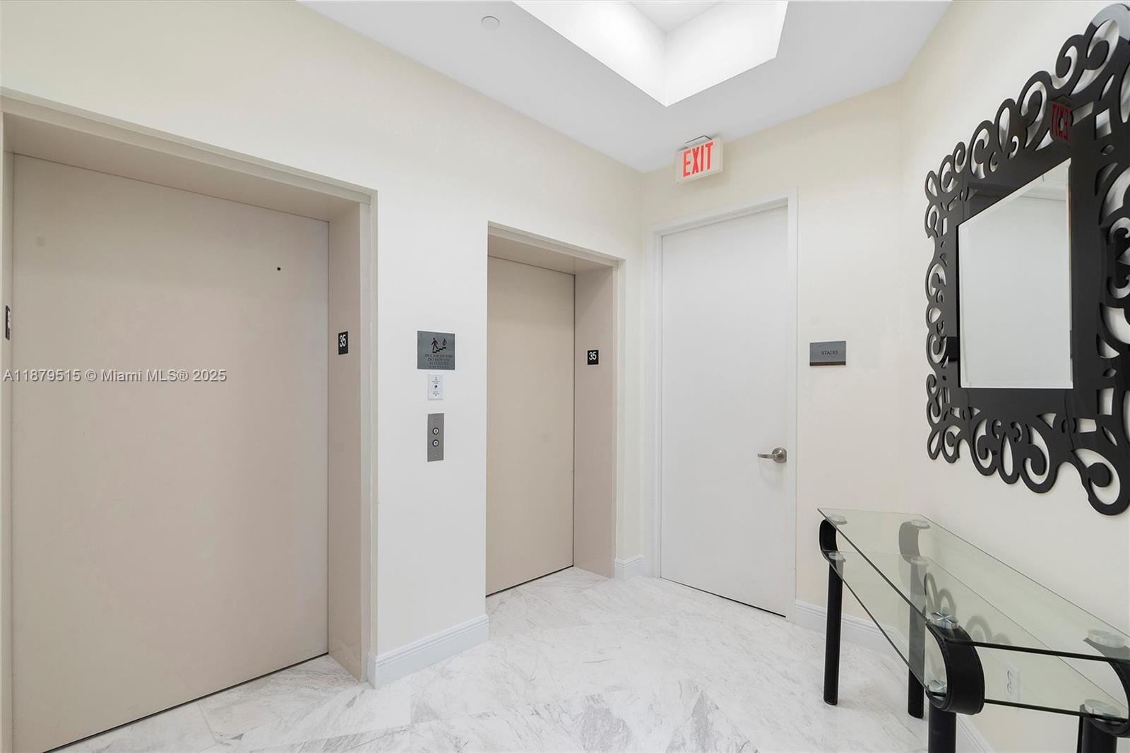 TDR TOWER I CONDO - Residential Lease