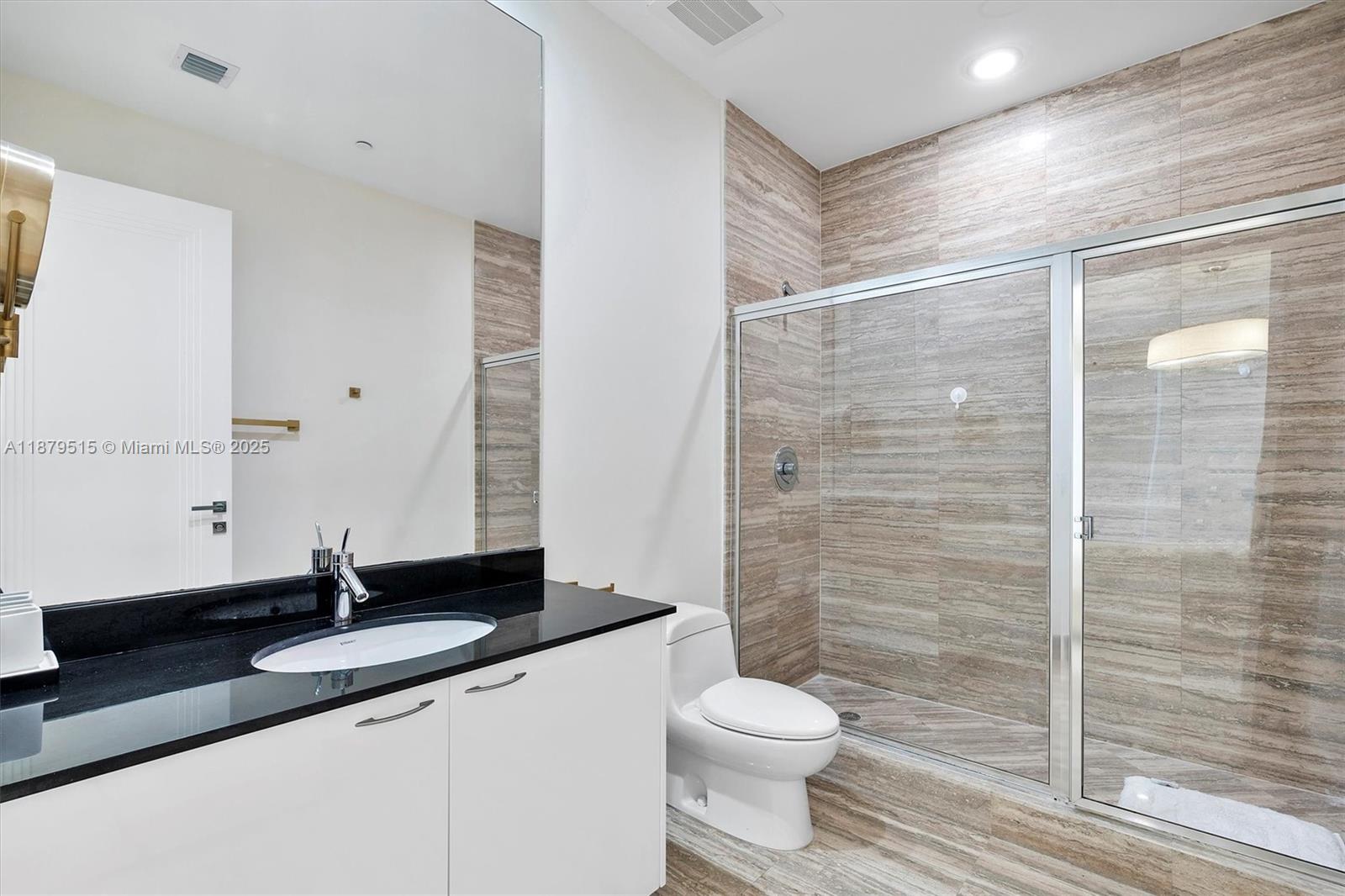 TDR TOWER I CONDO - Residential Lease