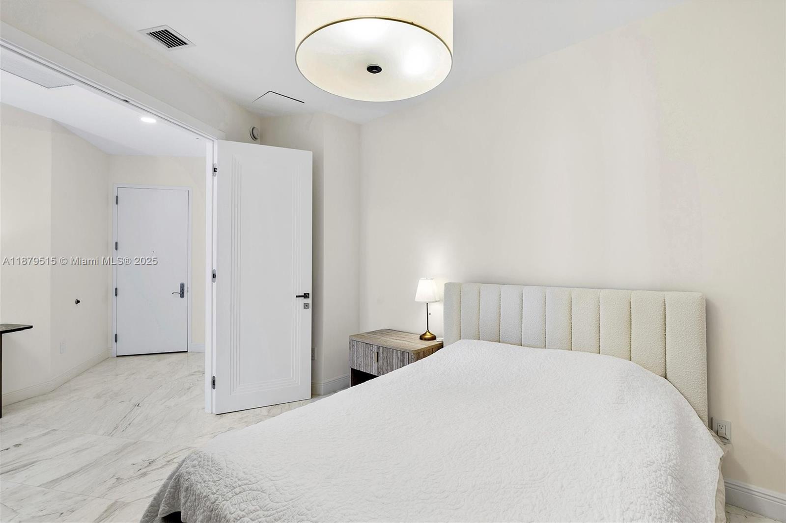 TDR TOWER I CONDO - Residential Lease