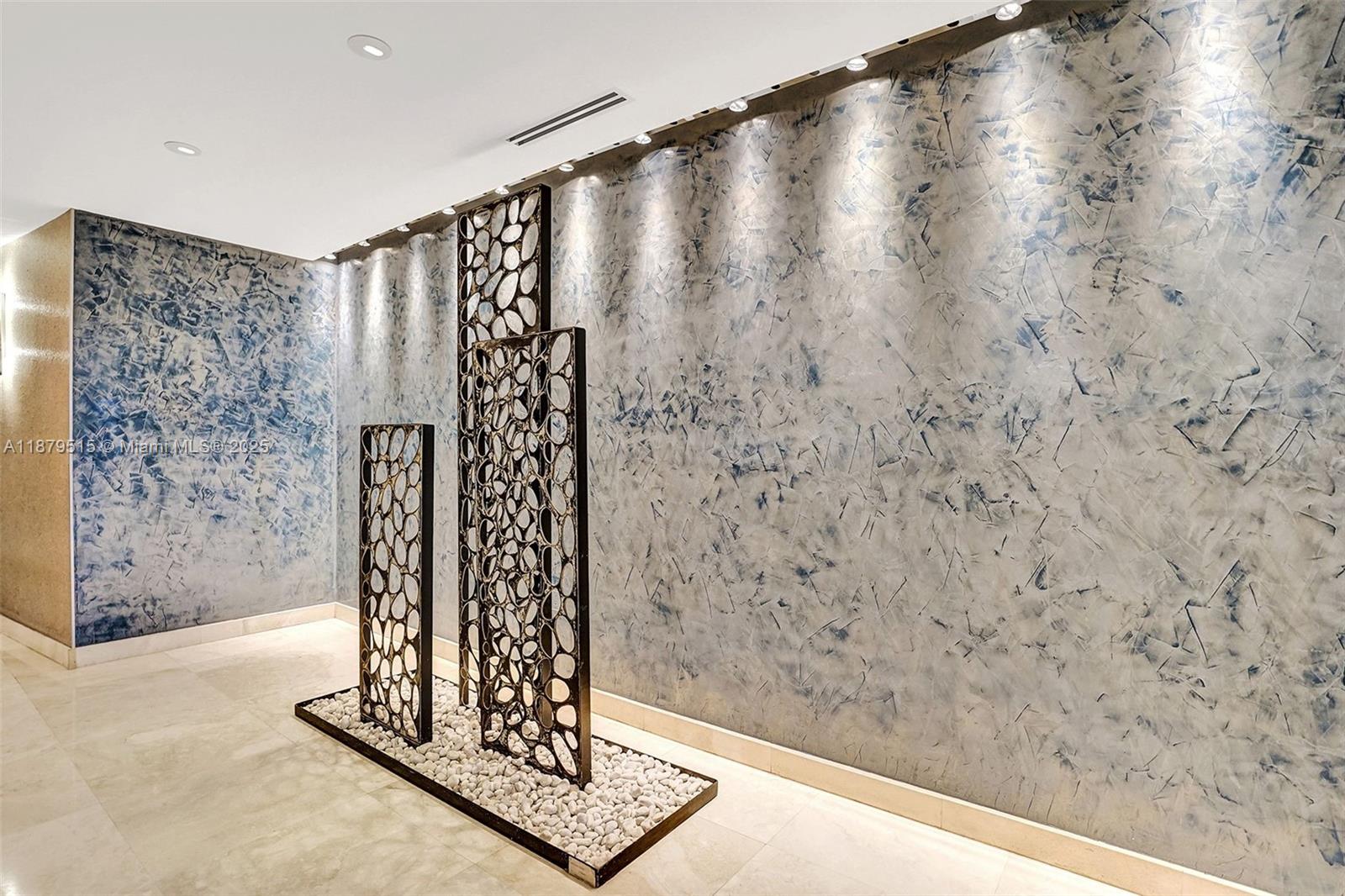 TDR TOWER I CONDO - Residential Lease