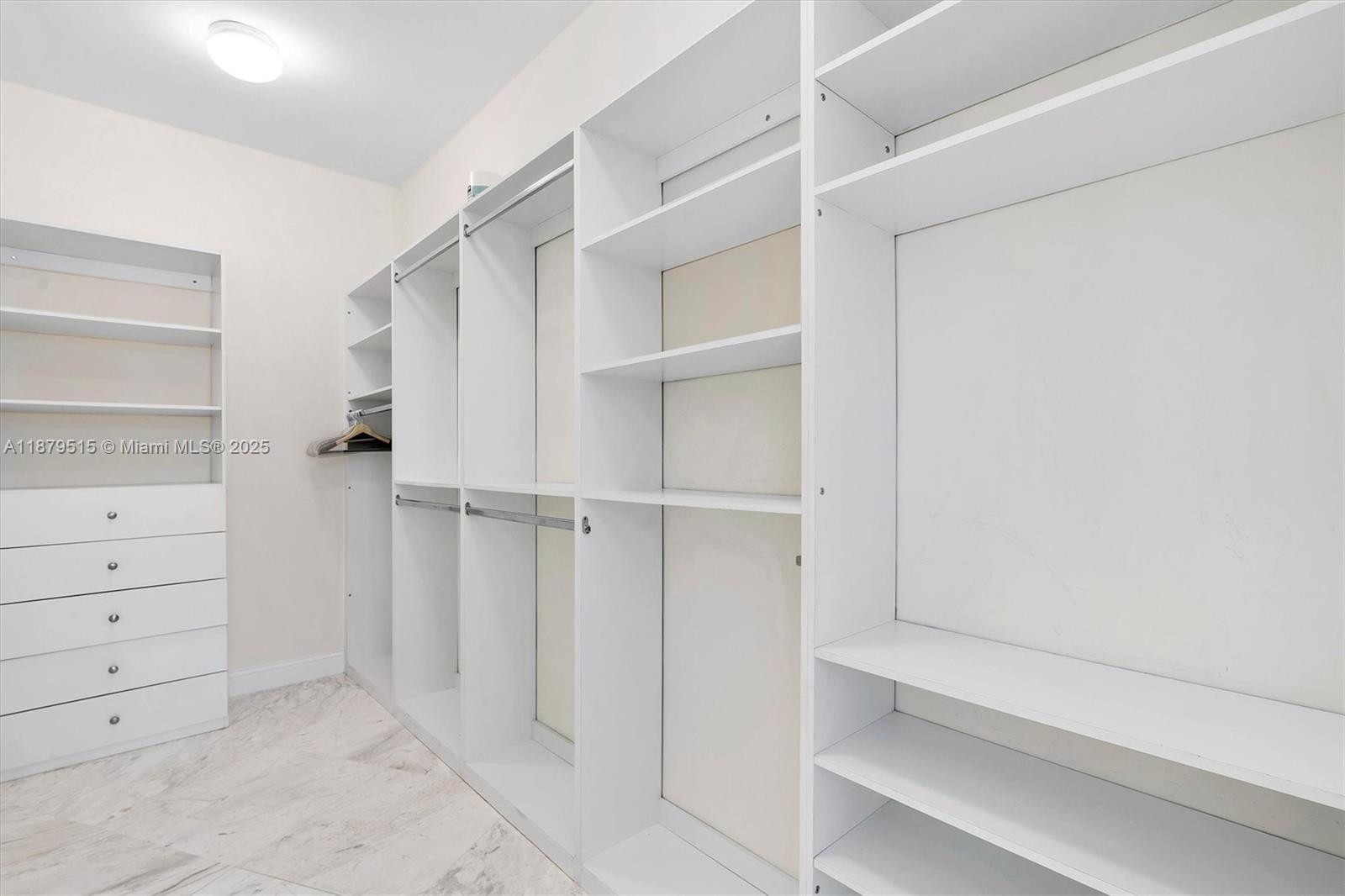 TDR TOWER I CONDO - Residential Lease