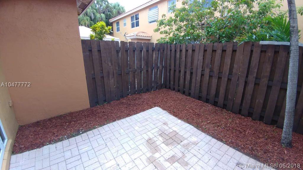 VILLA VIZCAYA CONDO - Residential Lease