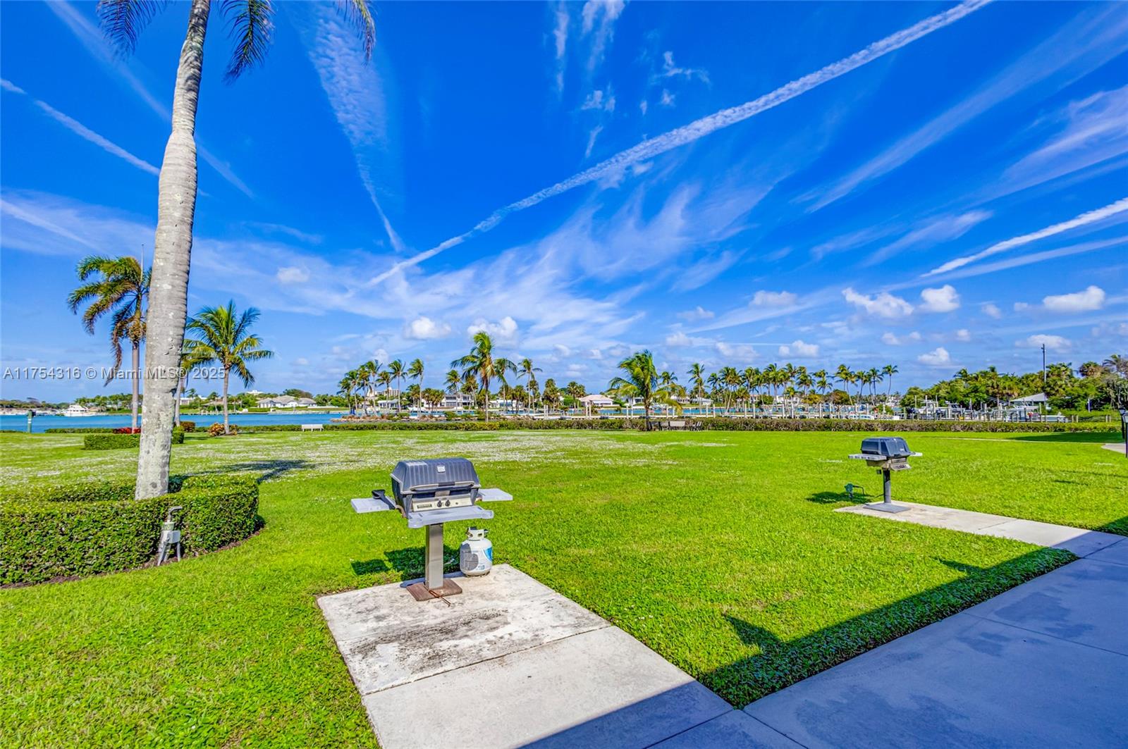 JUPITER INLET CONDO - Residential Lease