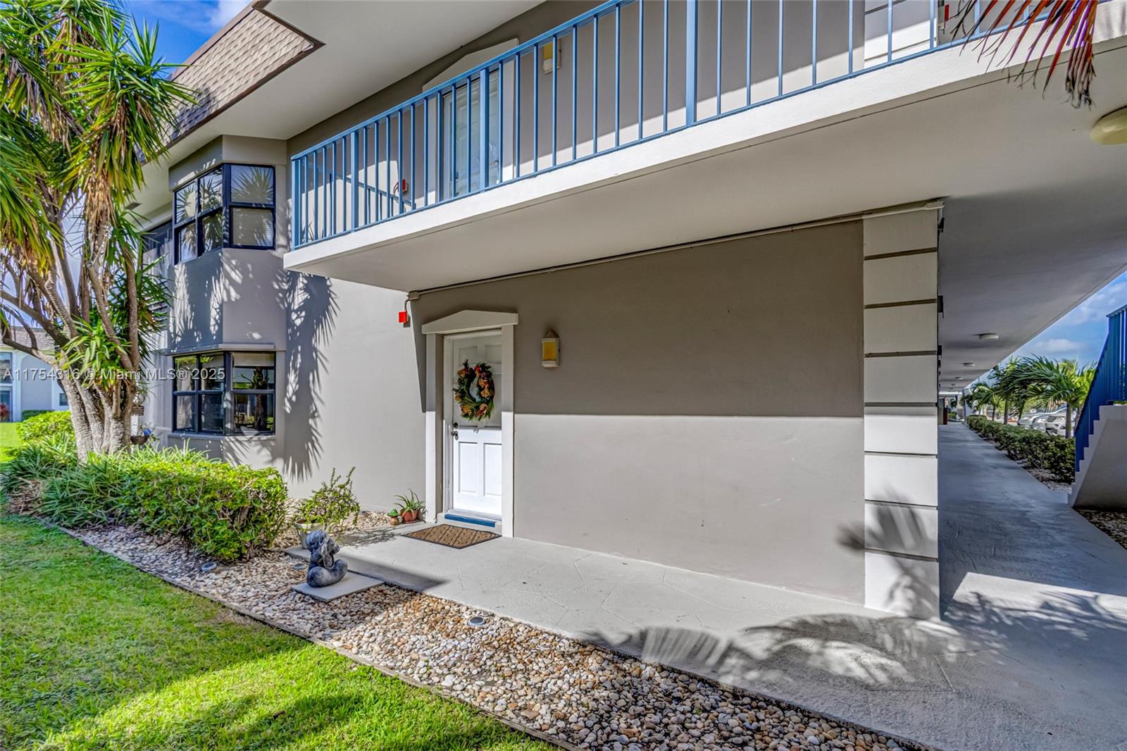 JUPITER INLET CONDO - Residential Lease