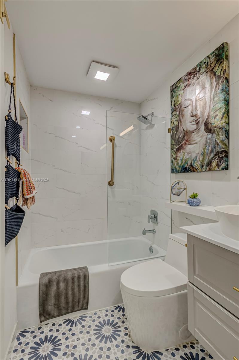 JUPITER INLET CONDO - Residential Lease