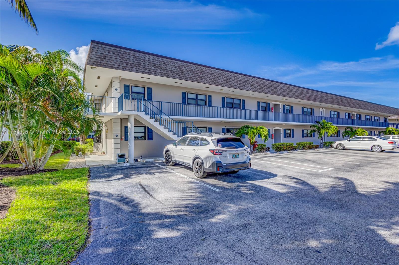 JUPITER INLET CONDO - Residential Lease
