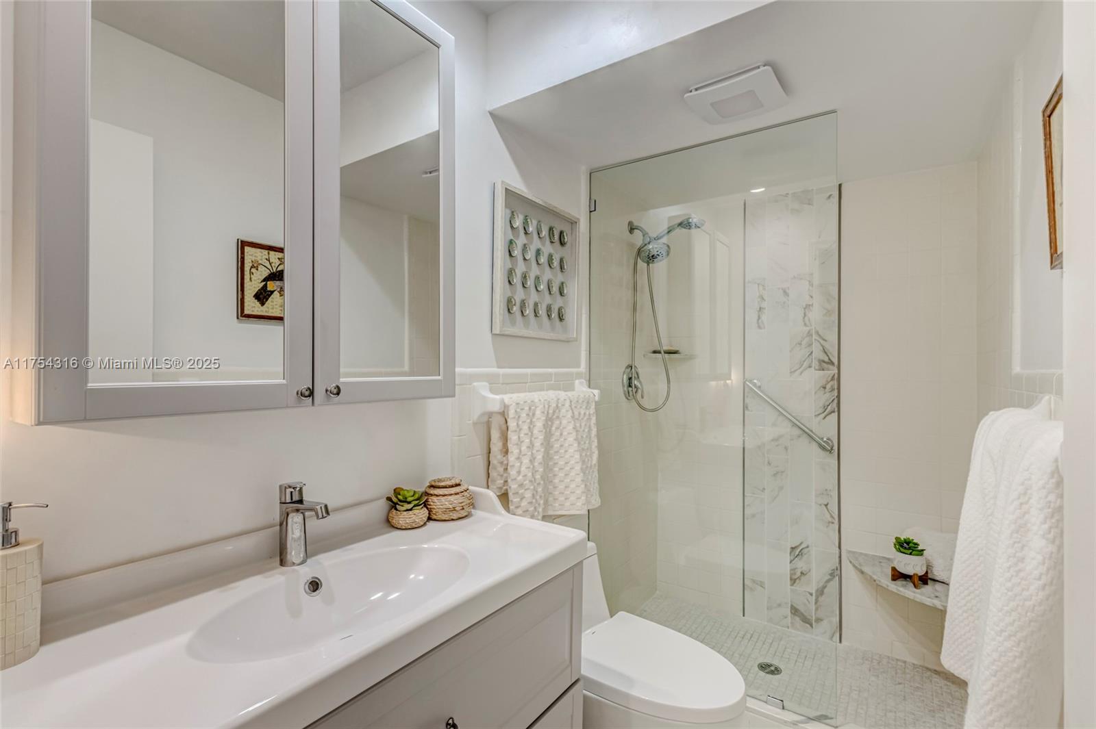 JUPITER INLET CONDO - Residential Lease