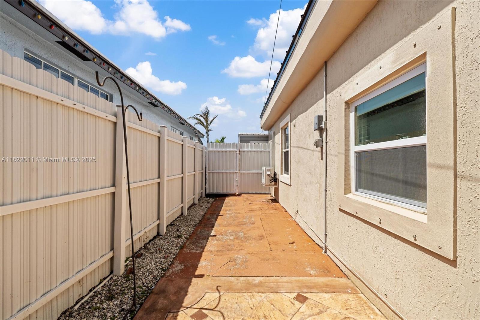 ANDREWS PARK - Residential