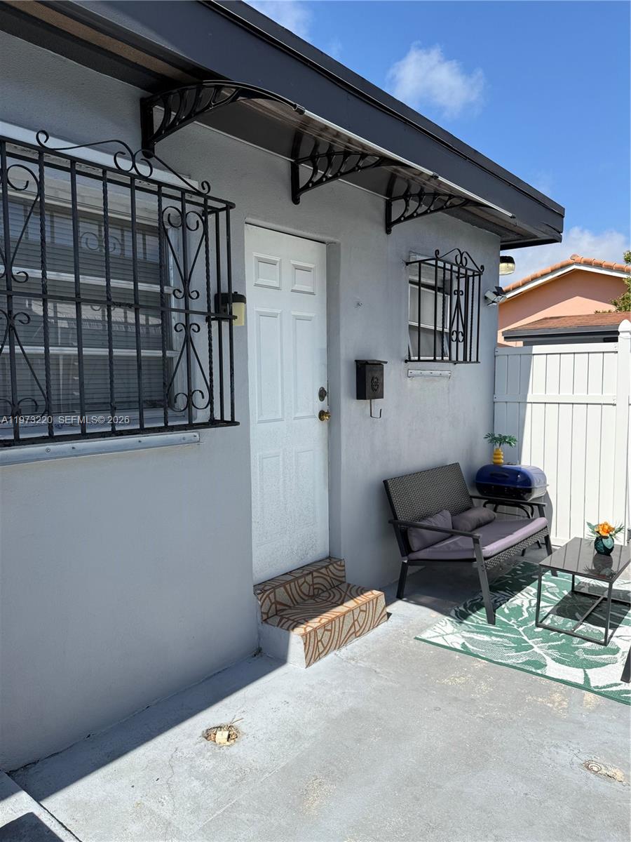 W FLAG CEN LE JEUNE AD - Residential