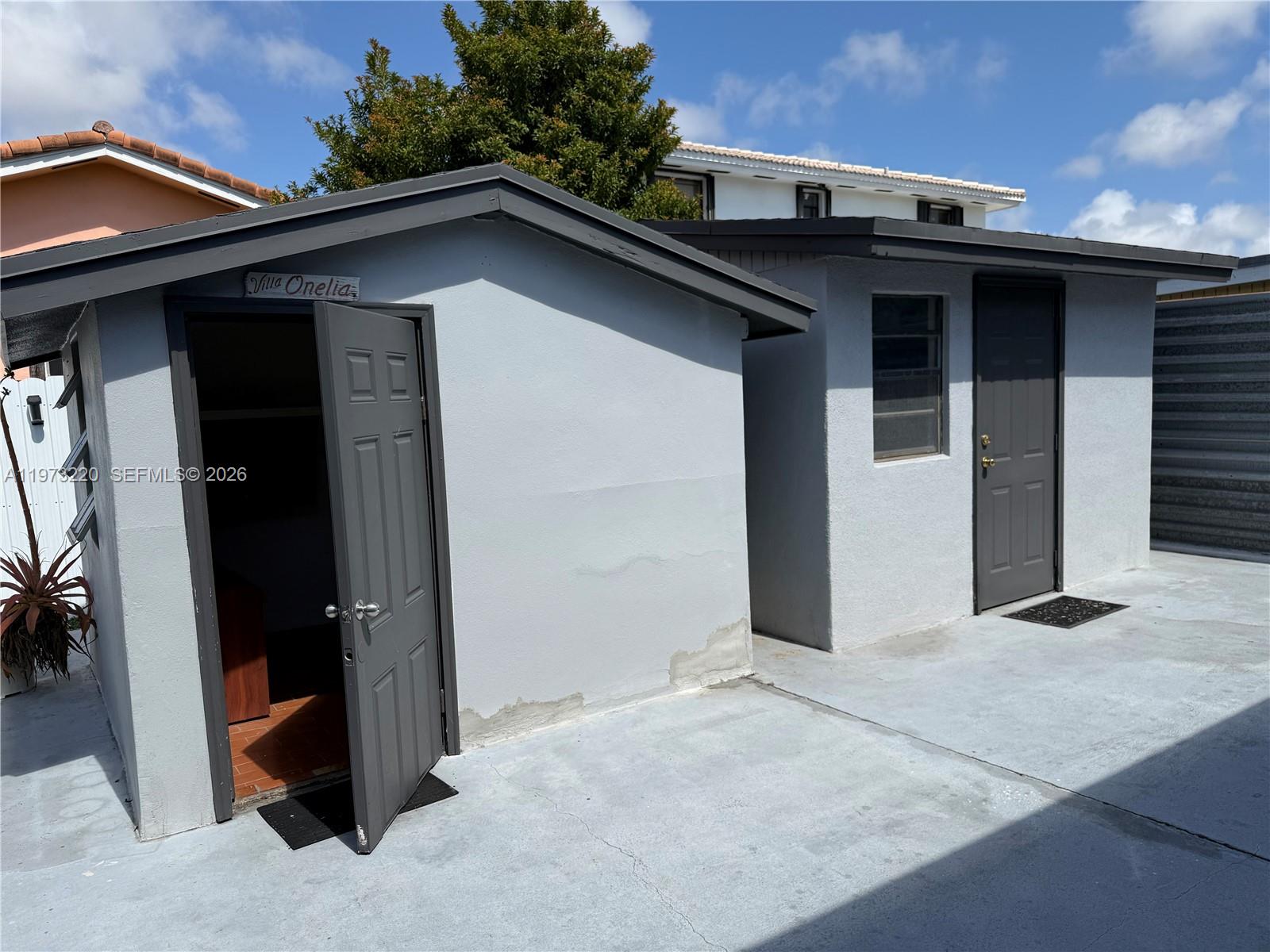 W FLAG CEN LE JEUNE AD - Residential