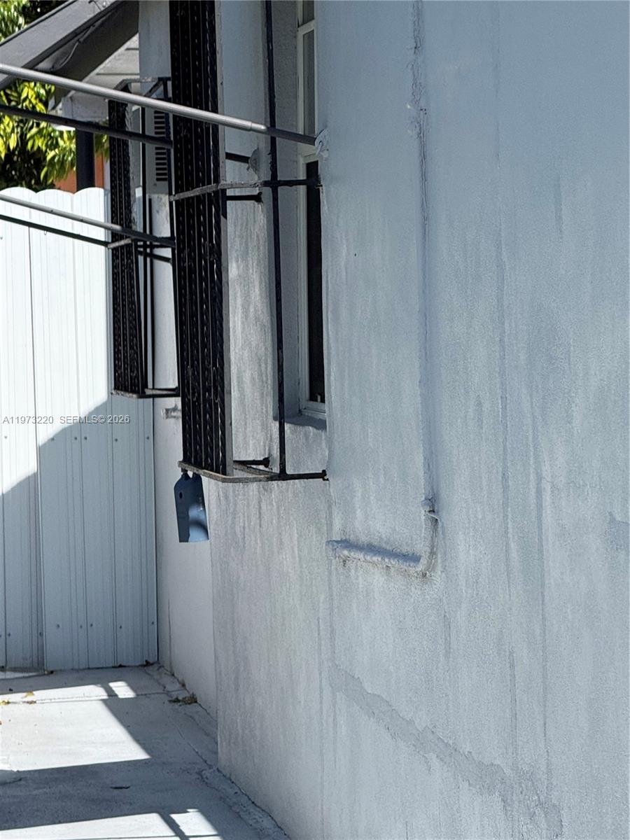 W FLAG CEN LE JEUNE AD - Residential