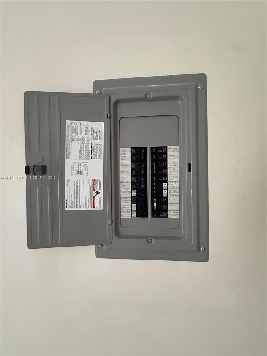 W FLAG CEN LE JEUNE AD - Residential