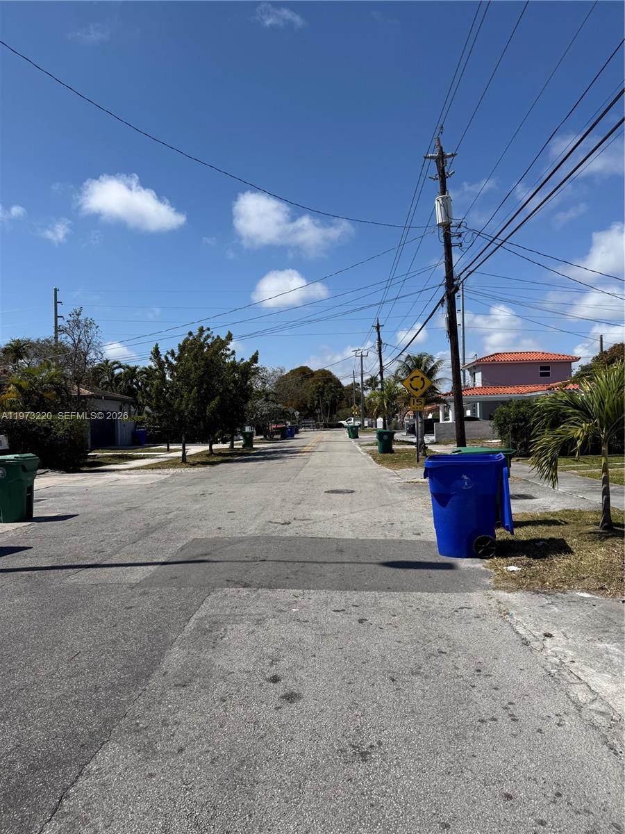 W FLAG CEN LE JEUNE AD - Residential