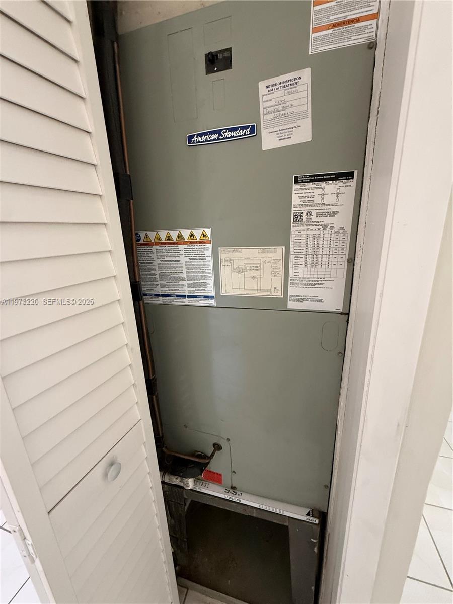 W FLAG CEN LE JEUNE AD - Residential