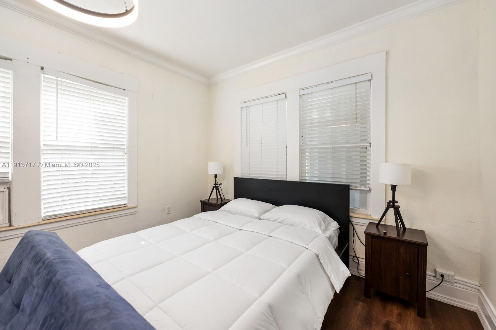 MENDOZA CONDO - Residential