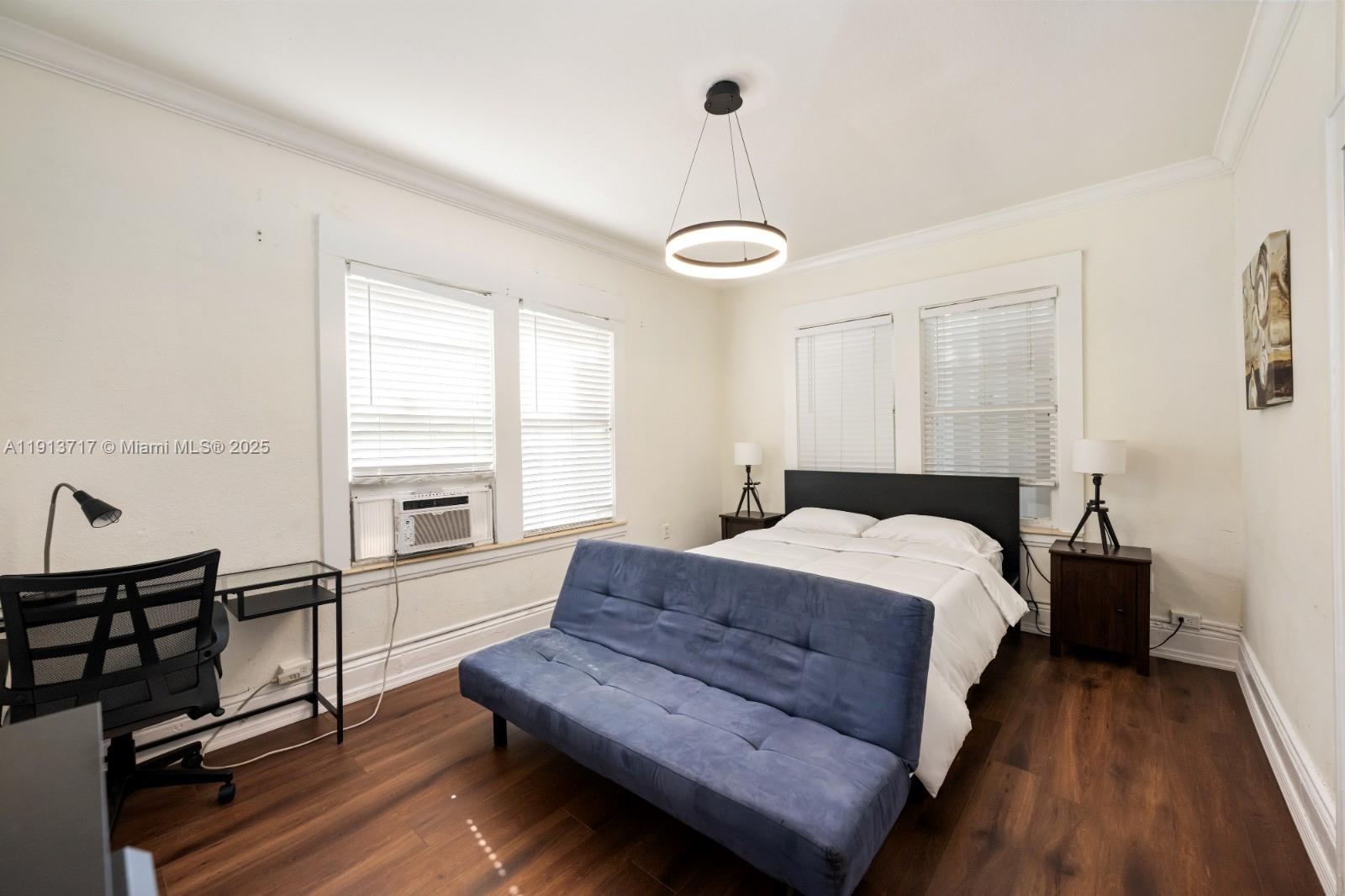 MENDOZA CONDO - Residential