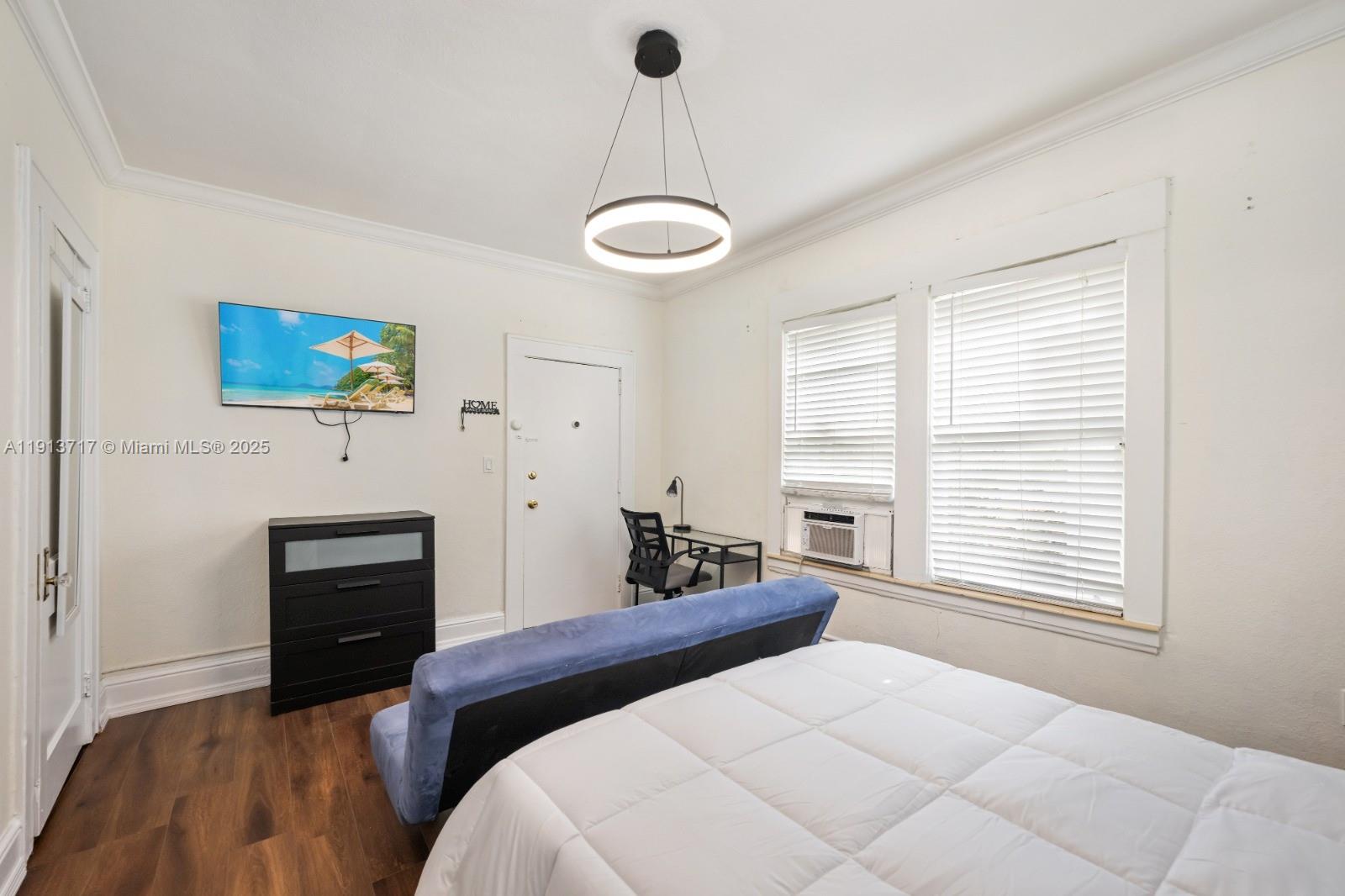 MENDOZA CONDO - Residential