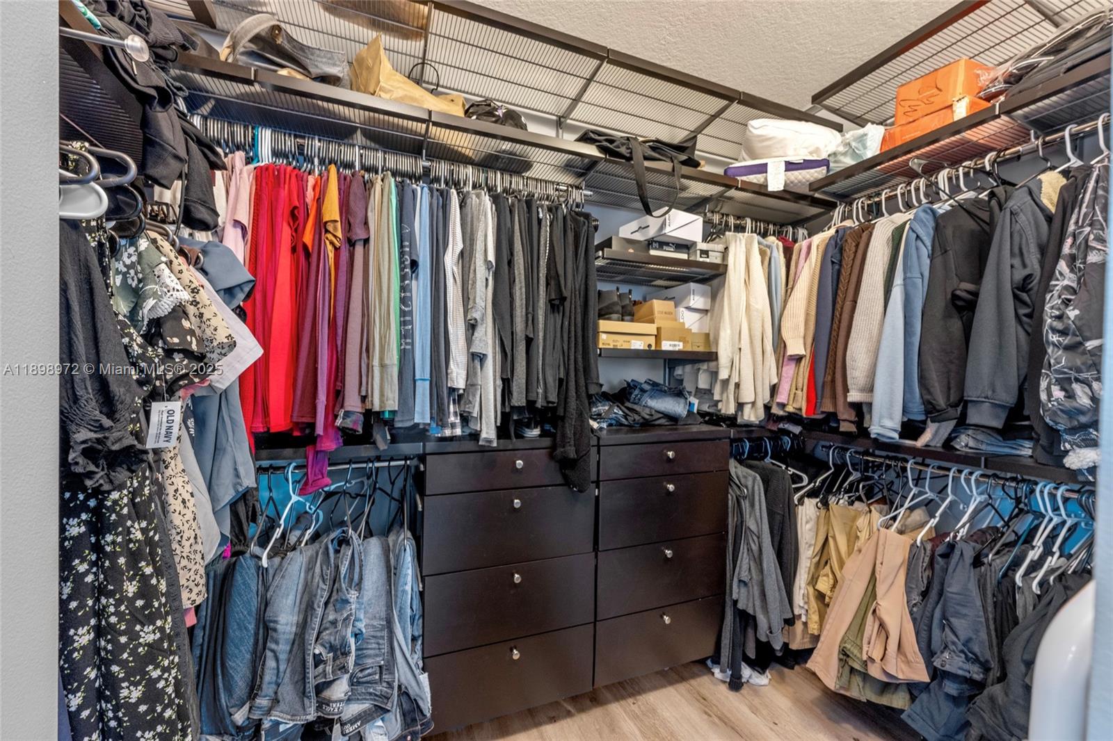 BREEDING PROPERTY - Residential