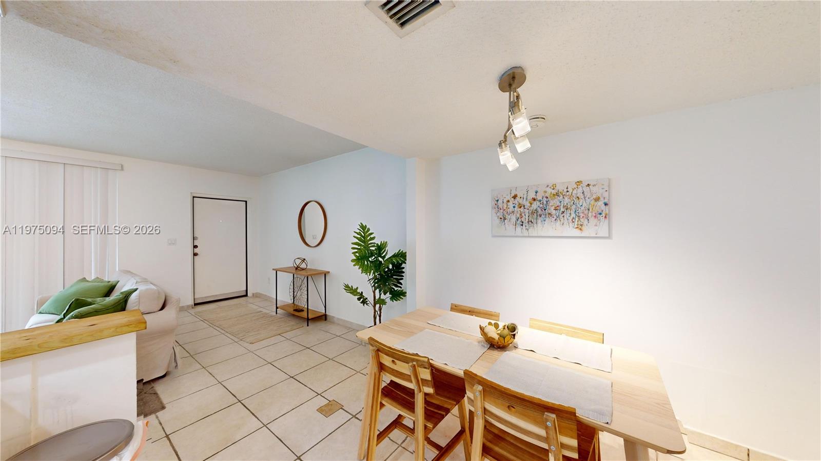 REM FOSTER & SANCHEZ TRAC - Residential Lease