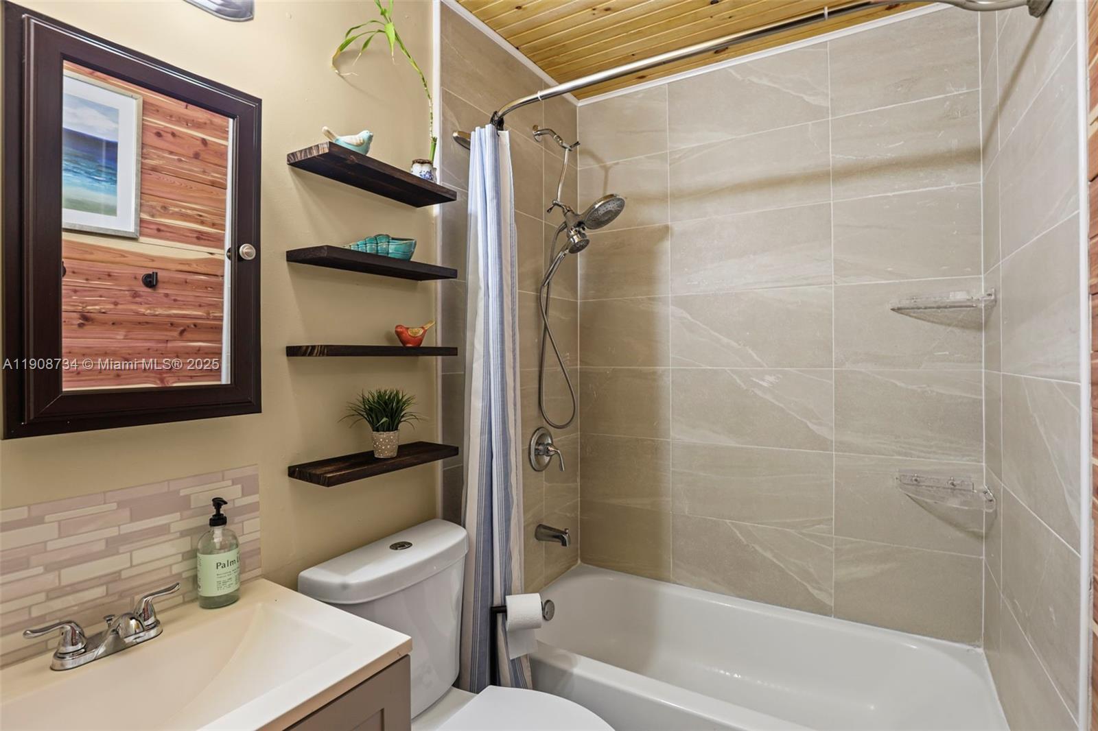 EMANCIPATION PARK - Residential