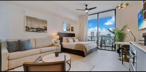 159 NE 6th St 4910 Miami FL 33132