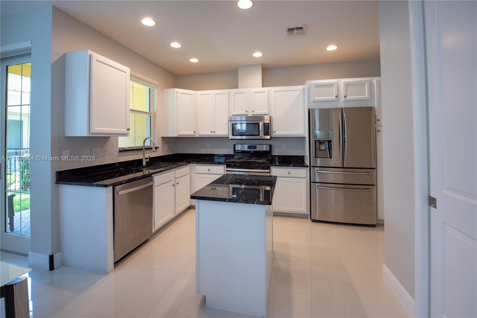 Artesia - Residential Lease