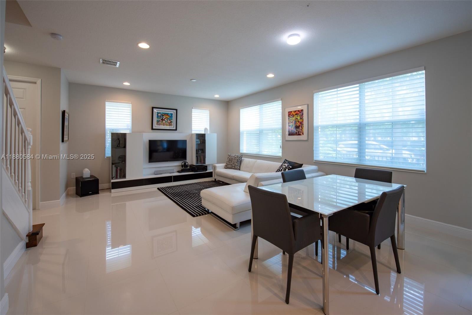 Artesia - Residential Lease