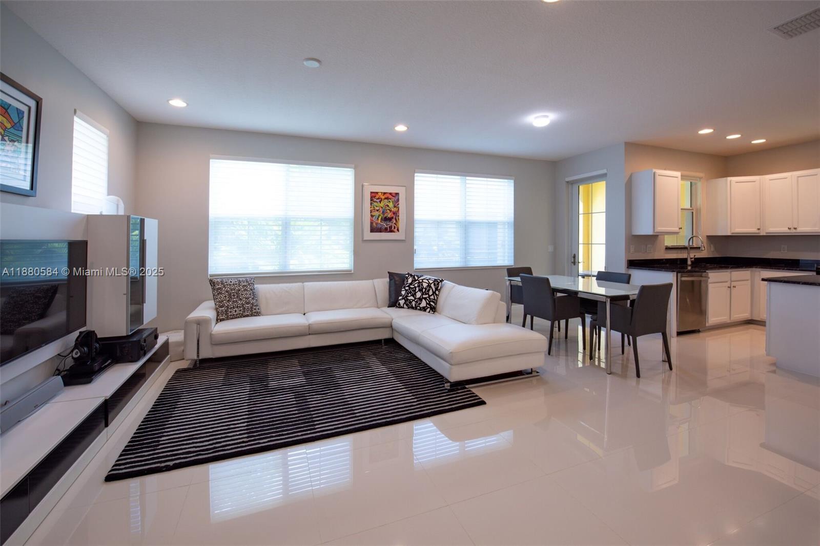 Artesia - Residential Lease