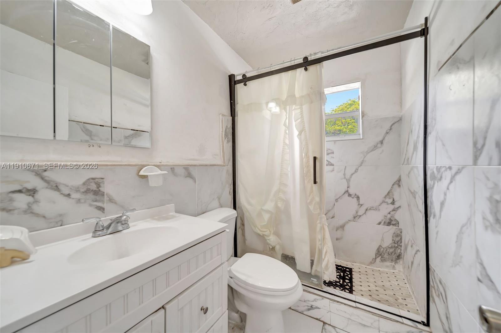 ACRES LAKE ESTATES - Residential