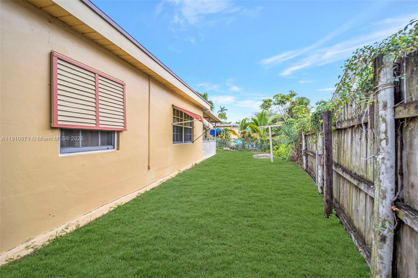 ACRES LAKE ESTATES - Residential