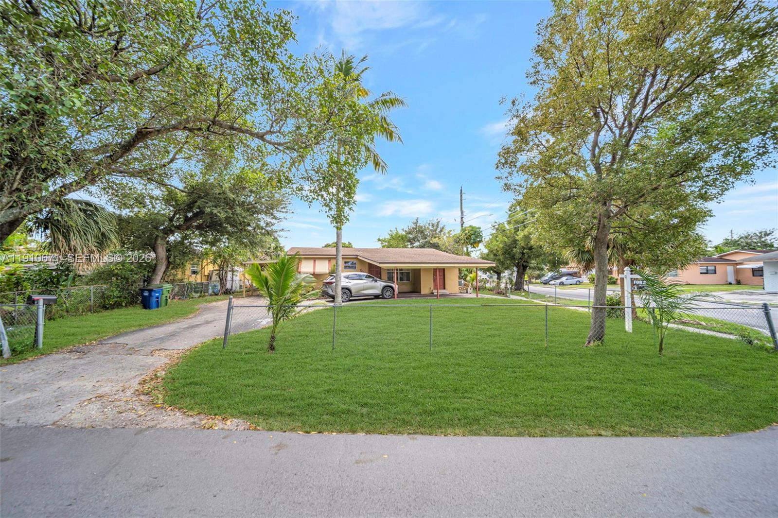 ACRES LAKE ESTATES - Residential