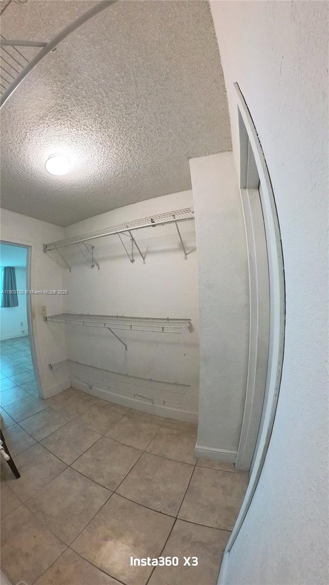 BAYVIEW PALMS CONDO - Residential Lease