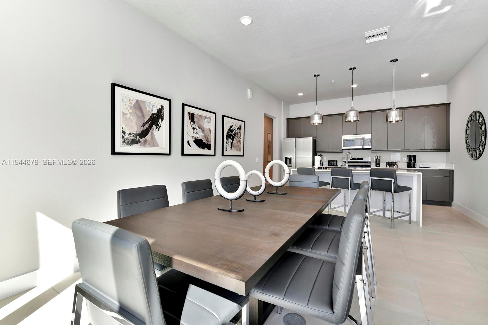 SPECTRUM AT REUNION CONDO - Residential